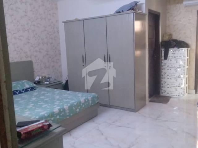 3 bed dd flat for sale in gulshan e iqbal block 13/d