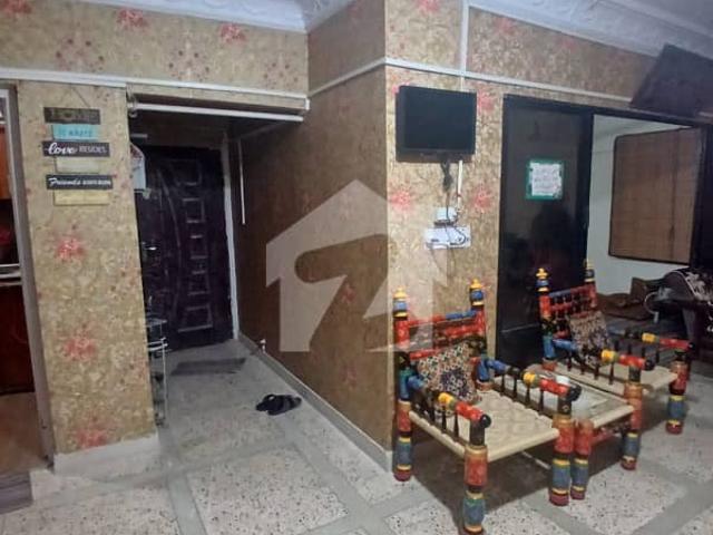 3 Bed DD Flat For Sale Infront Of Balochistan Saji Restaurant Main Road