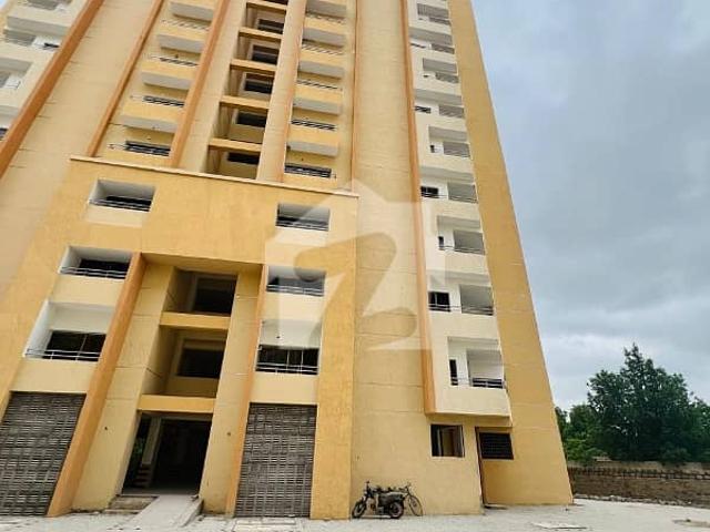 3 Bed DD Flat For Sale 2500 Square Feet For Sale Askari 5 Sector J G+11 Building Top floor