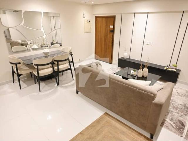 3 Bed Dd Fully Furnished Intreior Design Flat Available For Sale At Ittehad Commercial Area