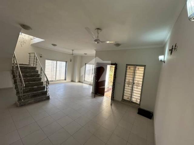 3 Bed DD L 152 Sq Yd Bahria Construction Villa Available FOR SALE At Minimum Price Of The Market