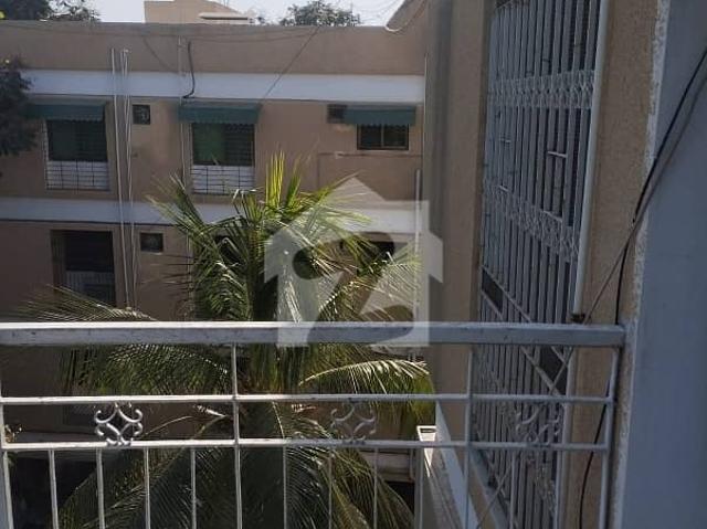 3 Bed DD Luxury Apartment 2200 Sq. Ft Maymar View, Gulshan e Iqbal Block 17