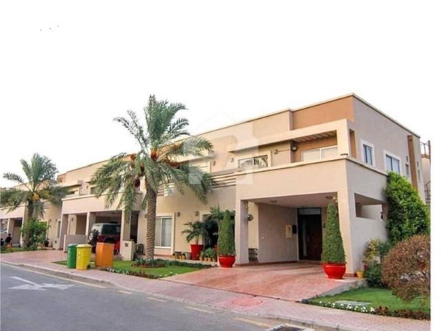 3 Bed DDL 200sq Yard Villa FOR SALE. All Amenities Nearby Including Parks, Mosques And Gallery