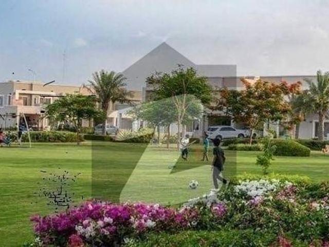 3 Bed DDL 200sq Yd Villa FOR SALE. All Amenities Nearby Including Parks, Mosques And Gallery Bahria Town Precinct 10 A