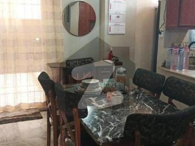 3 bed drawing dinning flat for sale gulshan e iqbal block 13/d 2
