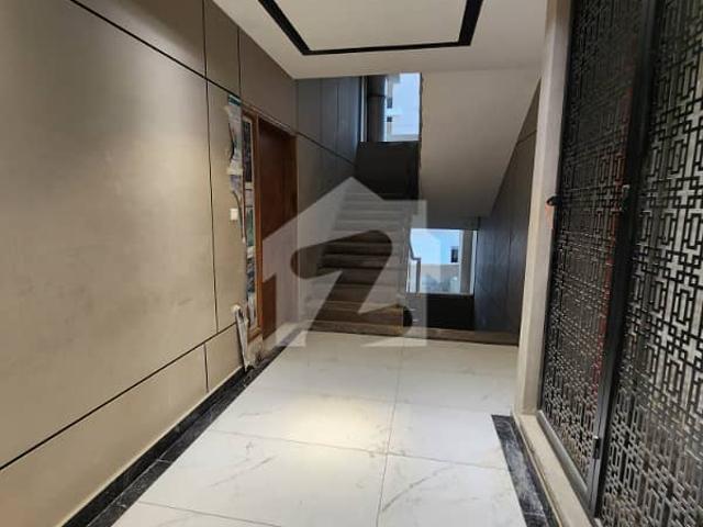3 Bed Drawing Dining Corner Apartment For Sale