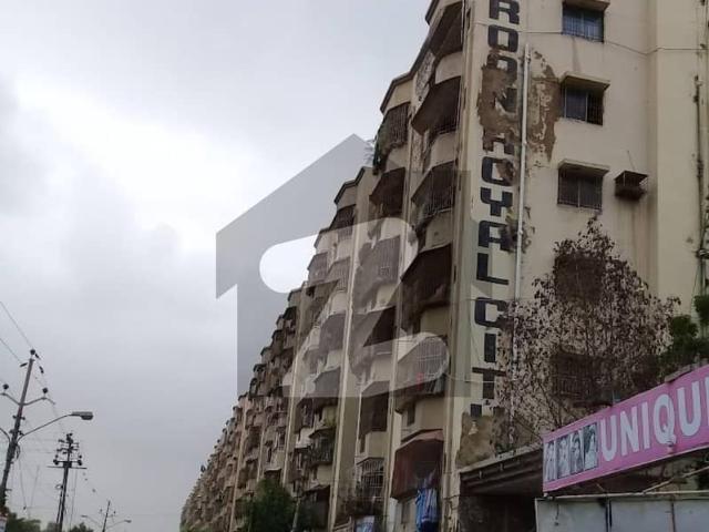 3 bed drawing dining fully renovated flat for rent