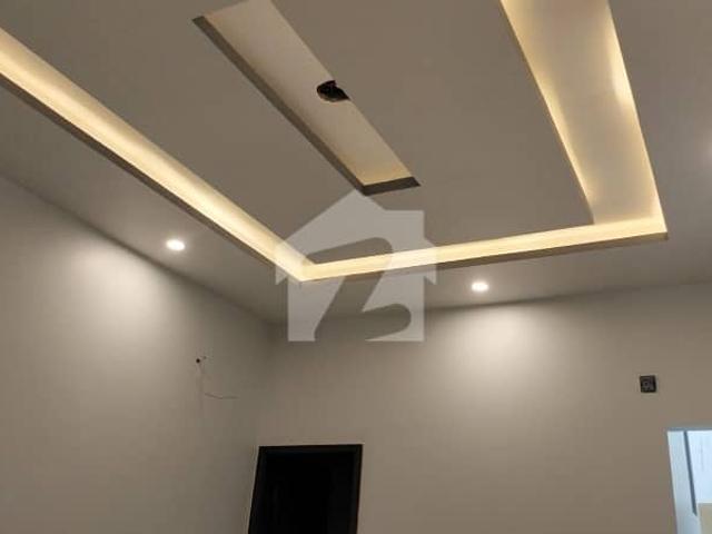 3 bed drawing flat for rent in khalid bin waleed