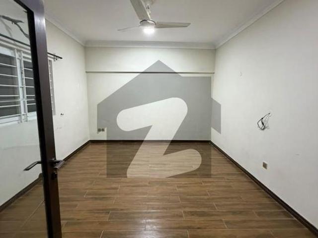 1900 Square Feet Flat For Rent In Shaheed Millat Road