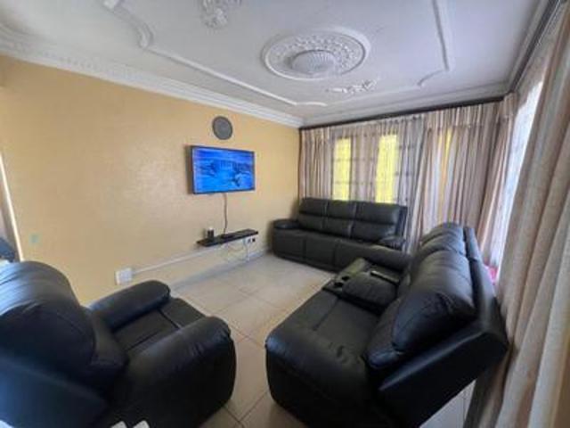 3 bed, etertainment room, mabopane