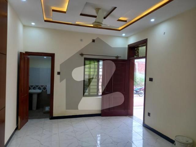 3 Bed Flat Size 3 Marla with 2 Bedroom Attached Bath and 1 Bedroom TV Loung Kitchen in Airport Housing Society Near Gulzare Quid and Express Highway Airport Housing Society Sector 4