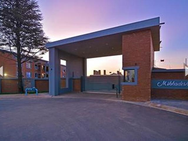 3 bed ground floor apartment in mikkadesh