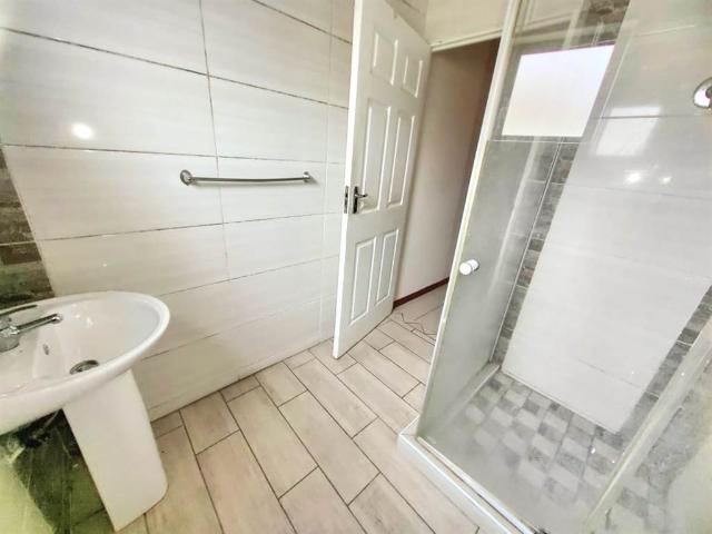 3 Bedroom House in Cove Rock