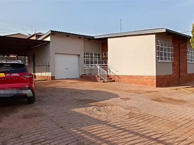 3 Bed House in Danville