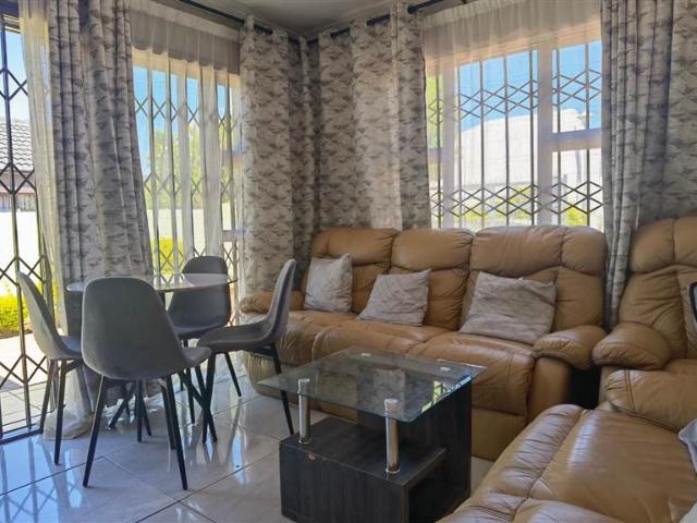 3 Bed House in Lotus Gardens