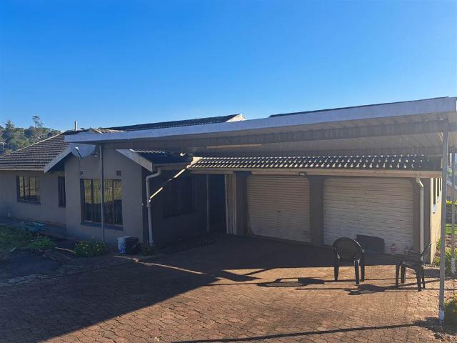 3 Bed House in Nagina