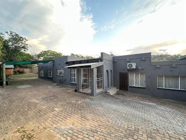 3 Bed House in Steiltes
