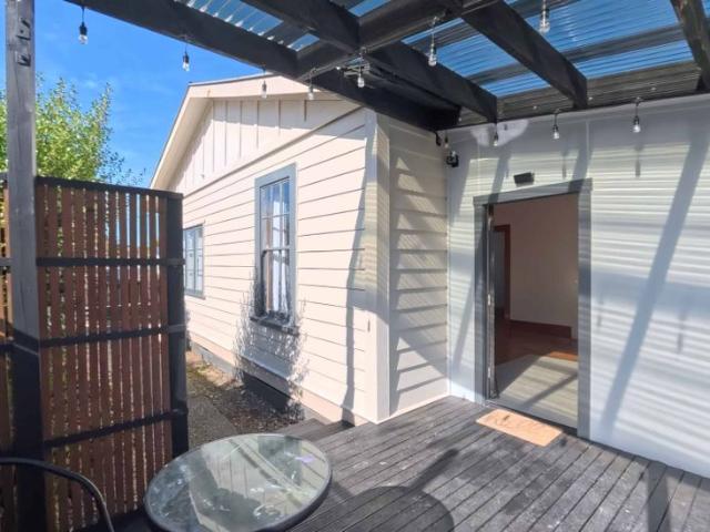 3 bed in Carterton
