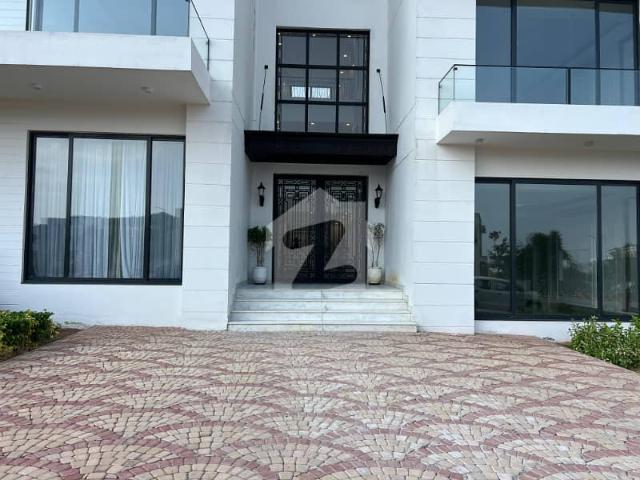 3 Bed Luxurious Terrace Apartments Parkview City
