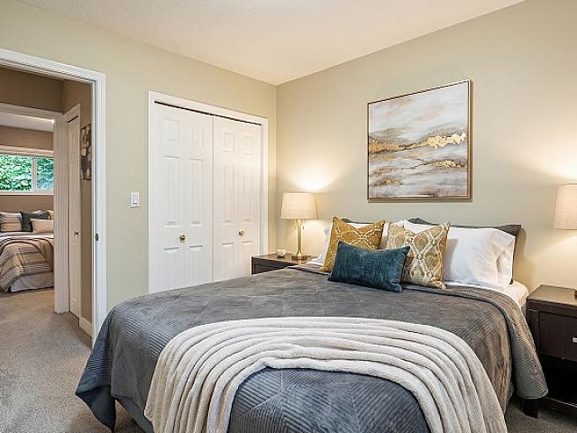3 bed Mainfloor Suite Near U Of S | Special Offer ½ Month Free