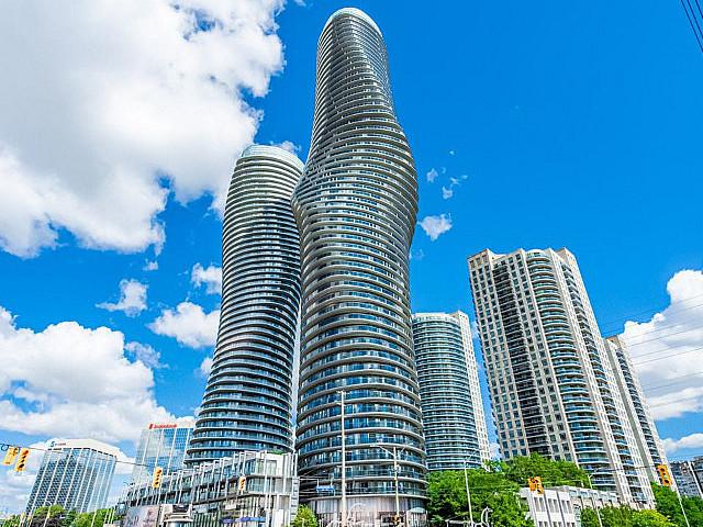 3 Bed Mississauga Must See!