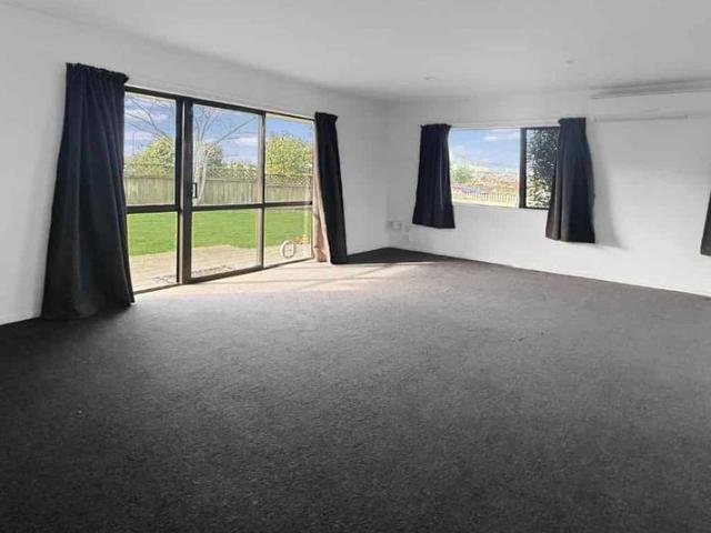 3 BED NUKUHAU