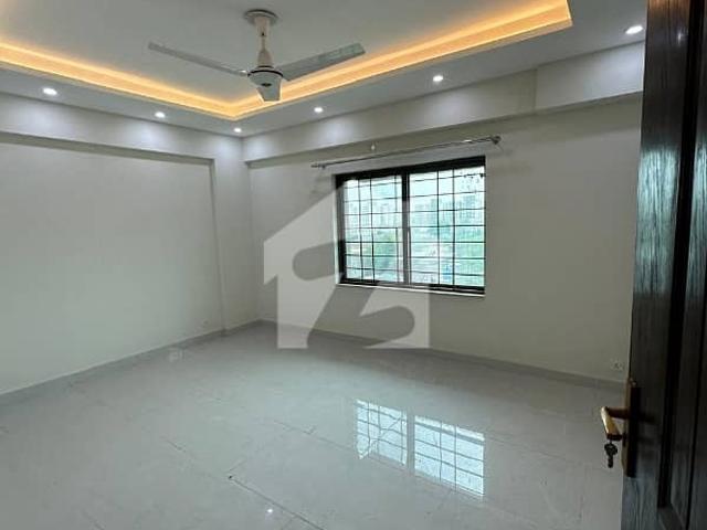 3 Bed Room Apartment Available For Rent In Askari 11