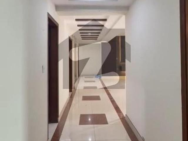 3 Bed Room Apartment Available For Rent In Askari 11