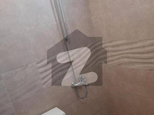 3 Bed Room Apartment For Rent Bukhari Commercial Area