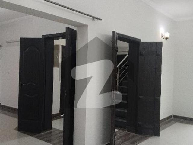 3 Bed Room House Available For Rent In Askari 11