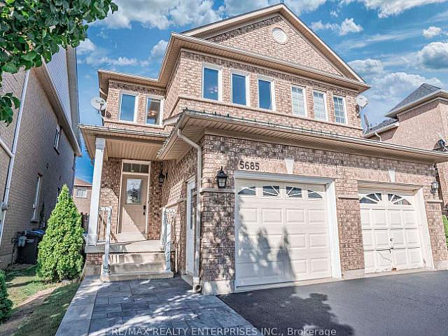 3 Bed Semi detached Home In The Heart Of Churchill Meadows
