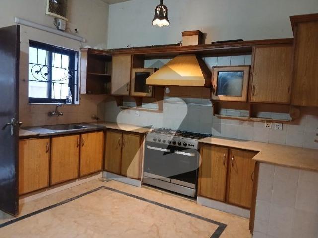 3 Bed Single Storey House For Rent On 1 Kanal Bani Gala