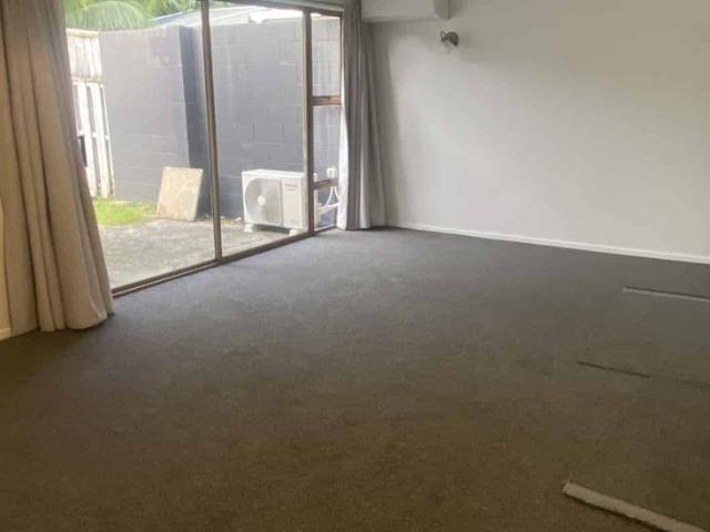 3 Bed spacious Townhouse with sundrenched garden