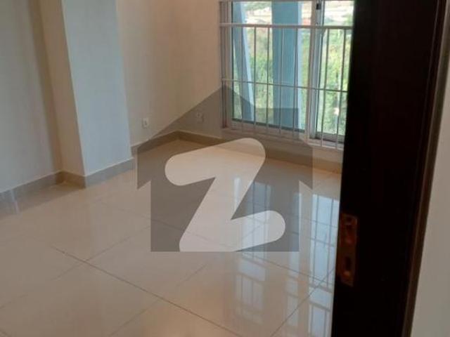 3 Bed Spacious Apartment for Rent | 1450 Sq Ft | Main Expressway Gulberg Greens