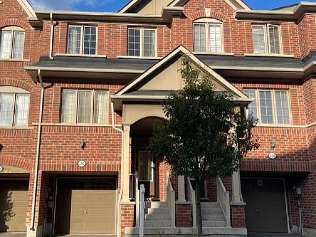 3 Bedroom 3 Bths Located At Creditview Rd/britannia Rd