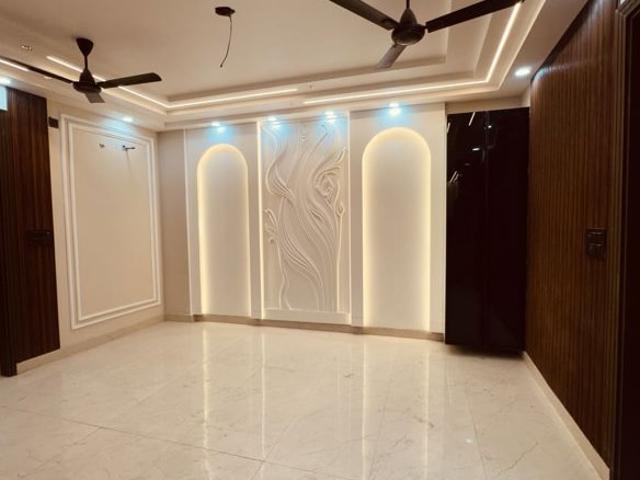 3 Bedroom 1000 Sq.Ft. Builder Floor in Om Vihar Delhi Listing ID: #10349