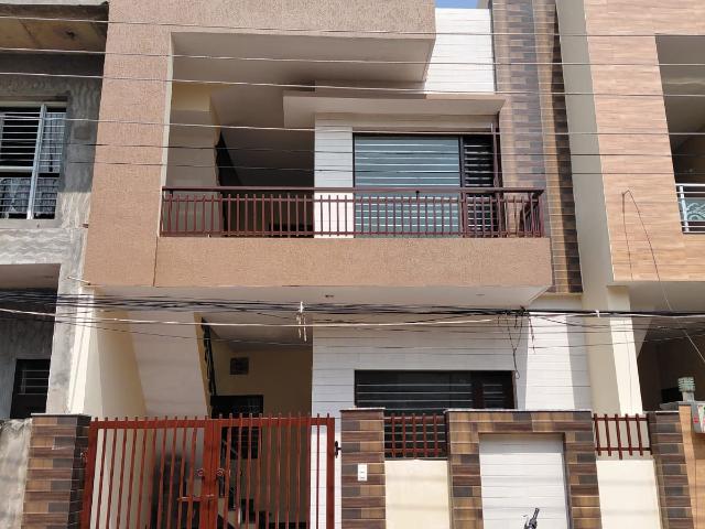 3 Bedroom 100 Sq.Yd. Independent House in Kharar Mohali Road Kharar Listing ID: #10194