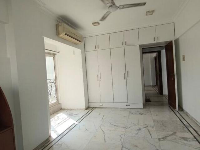 3 Bedroom 1100 Sq.Ft. Apartment in Khar West Mumbai Listing ID: #10066