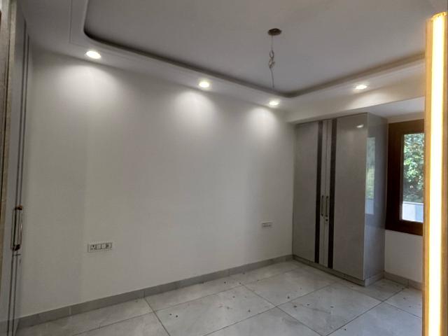 3 Bedroom 1100 Sq.Ft. Apartment in Rohini Sector 13 Delhi Listing ID: #10130