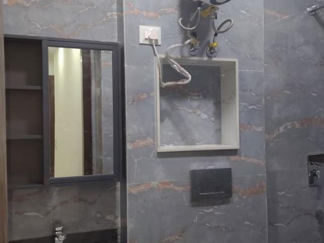 3 Bedroom 125 Sq.Yd. Builder Floor in Chattarpur Delhi Listing ID: #10171