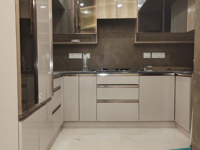 3 Bedroom 125 Sq.Yd. Builder Floor in Chittaranjan Park Delhi Listing ID: #10384