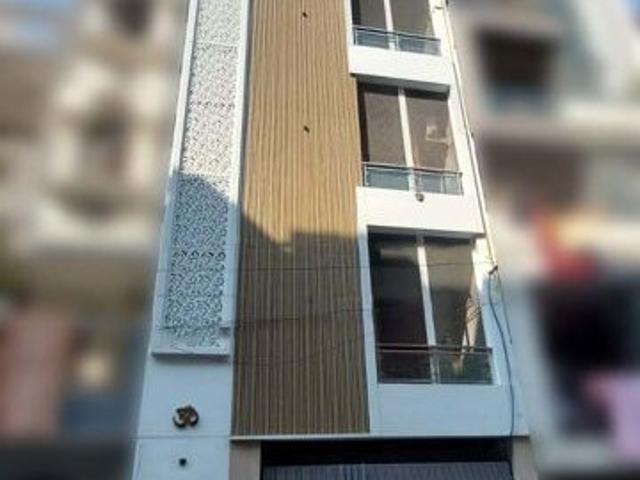 3 Bedroom 125 Sq.Yd. Builder Floor in Pitampura Delhi Listing ID: #9980