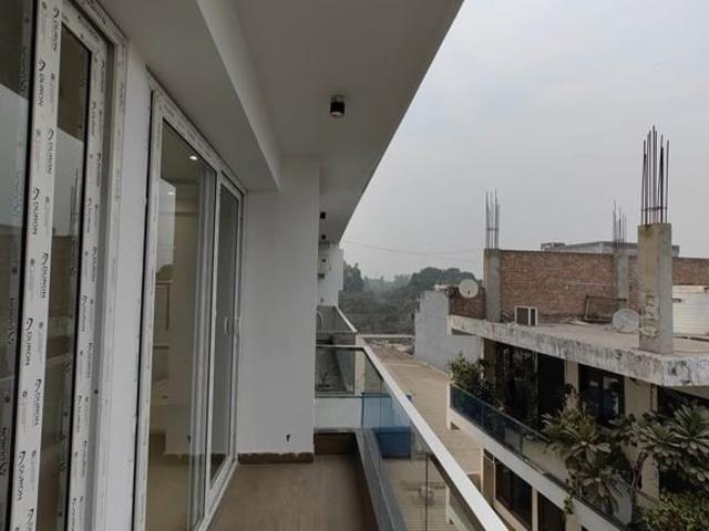 3 Bedroom 1350 Sq.Ft. Builder Floor in Chattarpur Delhi Listing ID: #10115