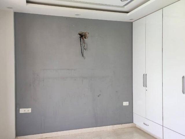 3 Bedroom 1350 Sq.Ft. Builder Floor in Paschim Vihar Delhi Listing ID: #10049