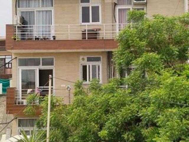 3 Bedroom 135 Sq.Yd. Builder Floor in Sector 7 Gurgaon Listing ID: #10181