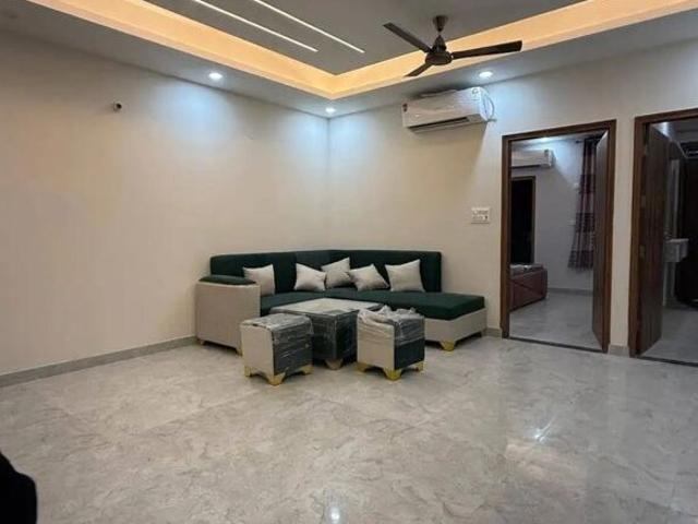 3 Bedroom 1300 Sq.Ft. Builder Floor in Chattarpur Delhi Listing ID: #9984