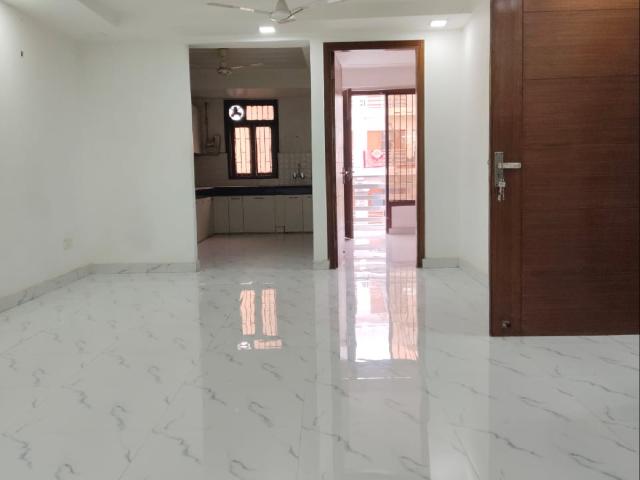 3 Bedroom 1300 Sq.Ft. Builder Floor in Saket Delhi Listing ID: #9586