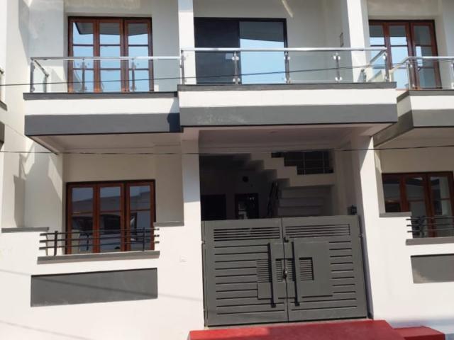 3 Bedroom 1478 Sq.Ft. Builder Floor in Gomti Nagar Lucknow Listing ID: #9798