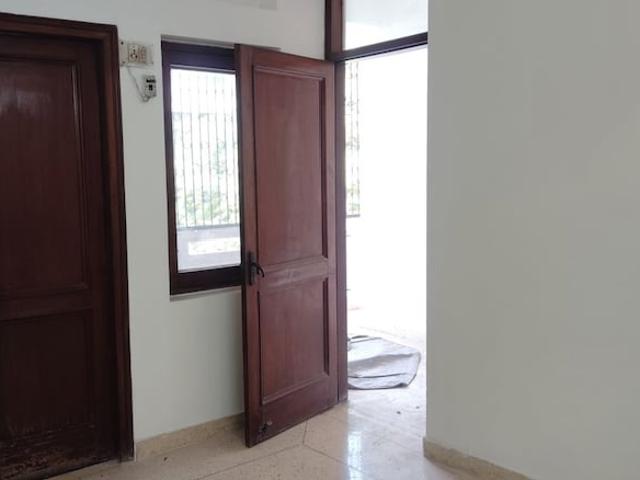 3 Bedroom 1550 Sq.Ft. Builder Floor in Kalkaji Delhi Listing ID: #9950