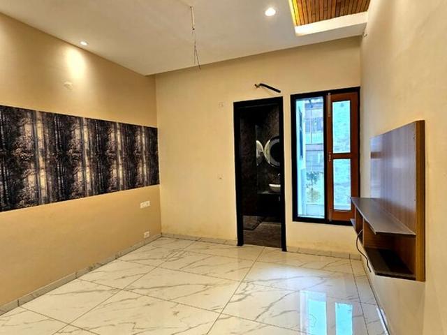 3 Bedroom 1500 Sq.Ft. Apartment in Sandesh Nagar Mumbai Listing ID: #10390